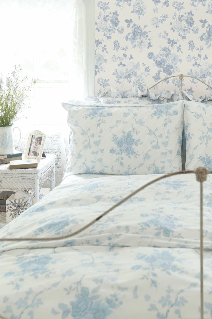 LoveShackFancy Everblooming Rosettes Wallpaper Home Decor 4 LoveShackFancy Everblooming Rosettes Wallpaper Home Decor