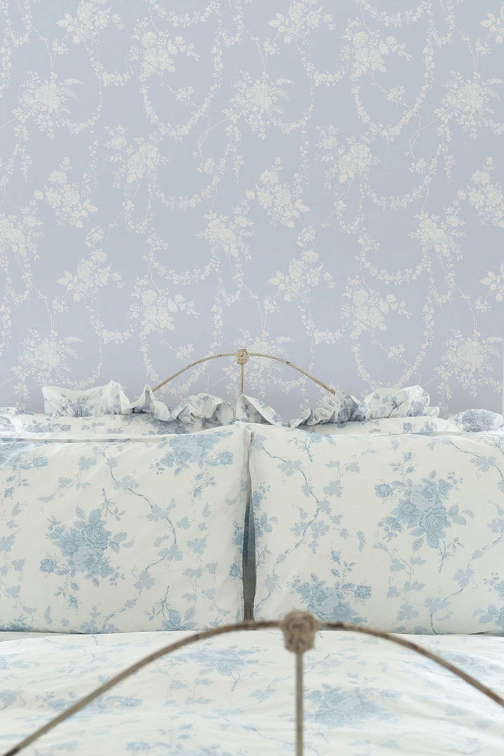 LoveShackFancy Chandelier Gates Wallpaper 6 LoveShackFancy Chandelier Gates Wallpaper