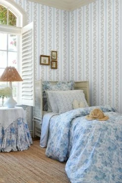 LSF Marigold Wreath Wallpaper Home Decor