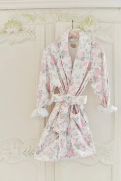 LSF Indie Robe