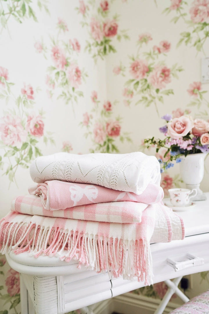 LoveShackFancy Queen Plaid Blanket Bedding 8 LoveShackFancy Queen Plaid Blanket Bedding