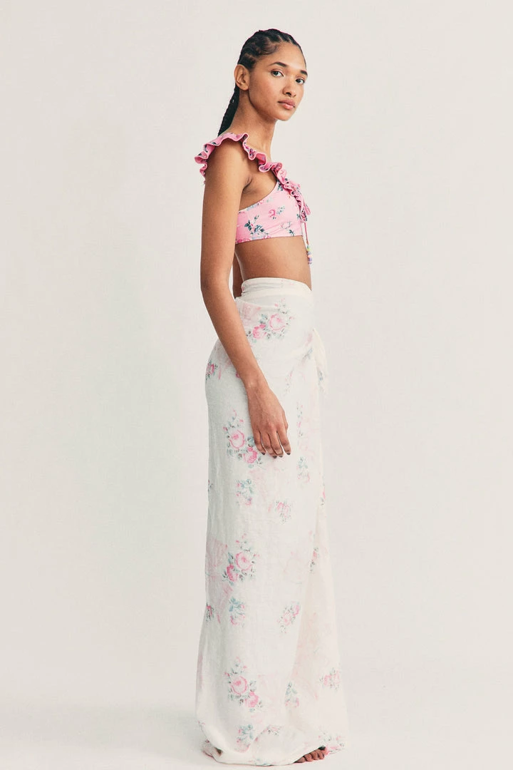 LoveShackFancy Rosa Beaux Linen Beach Throw 7 LoveShackFancy Rosa Beaux Linen Beach Throw