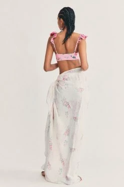 LoveShackFancy Rosa Beaux Linen Beach Throw 13 LoveShackFancy Rosa Beaux Linen Beach Throw